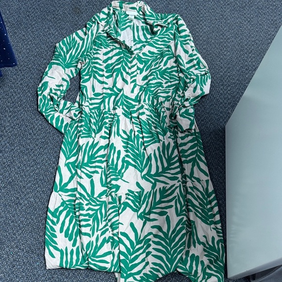 H&M dress small // 080905 - Picture 1 of 2